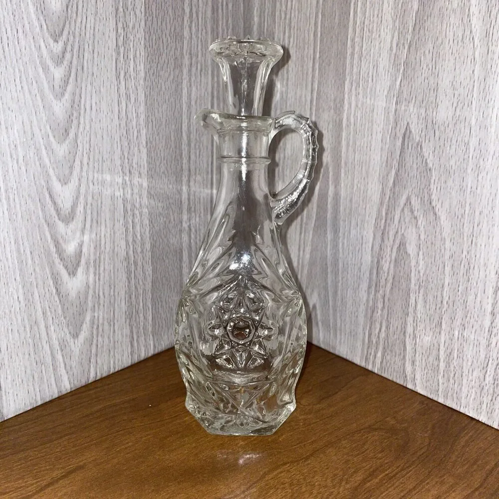 Anchor Hocking Star of David Clear Glass Vinegar Cruet And Stopper 8 Inches Tall